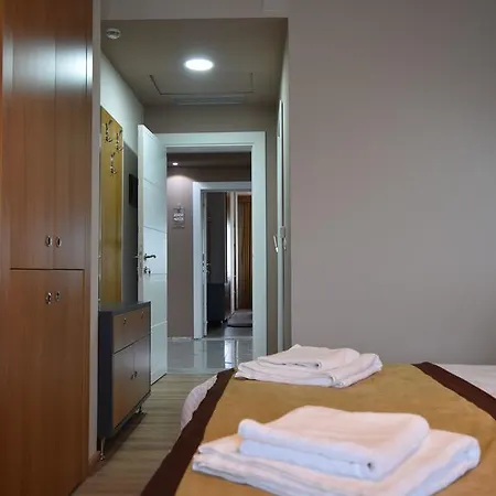 Liss 2 3* Lezhë